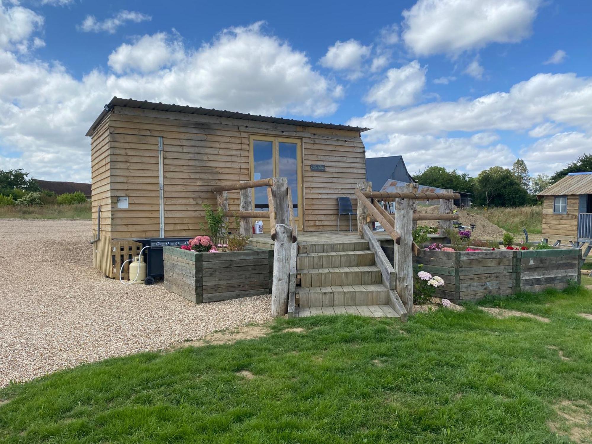 Tiny House Guest House Digny Bagian luar foto