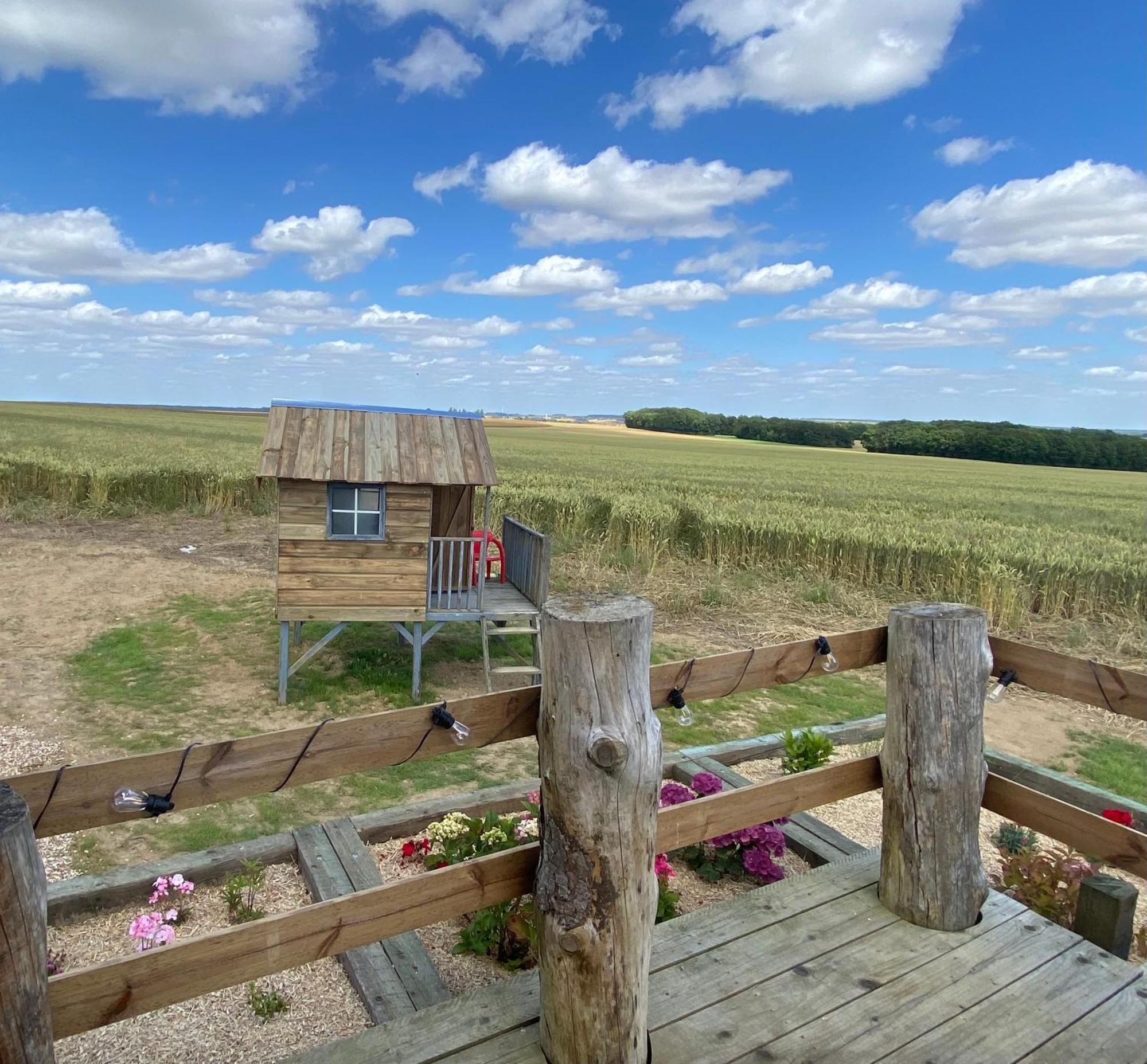 Tiny House Guest House Digny Bagian luar foto