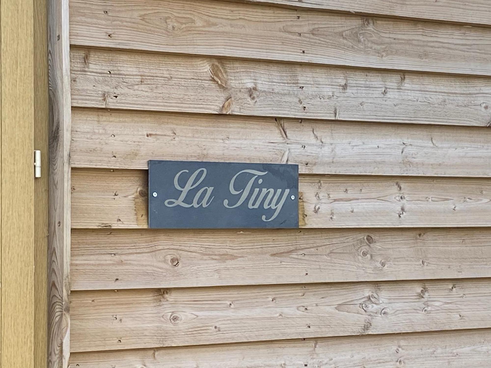 Tiny House Guest House Digny Bagian luar foto